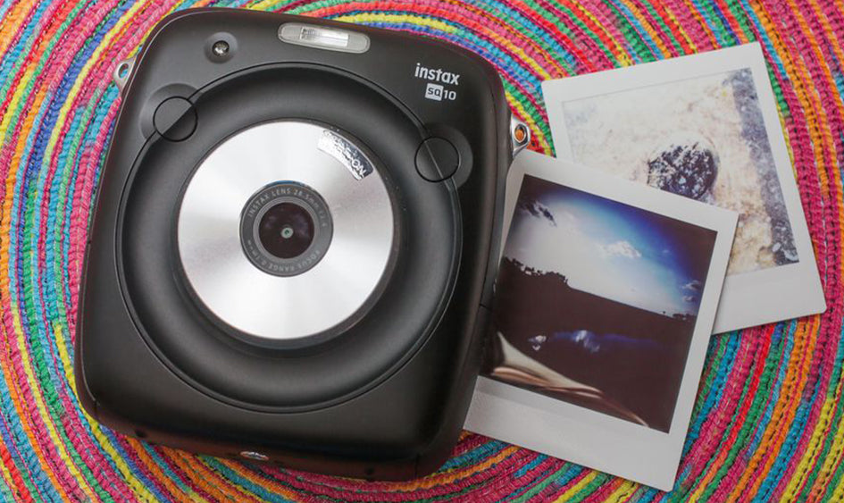 Instax SQ10, la primera híbrida del mundo