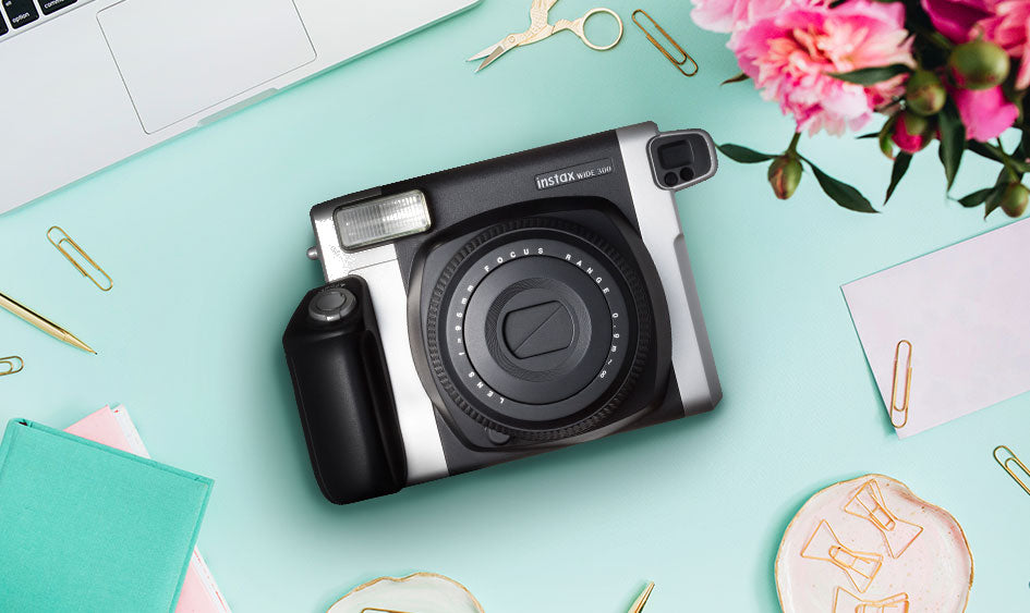 ¿Por qué nos gusta la Instax Wide 300?