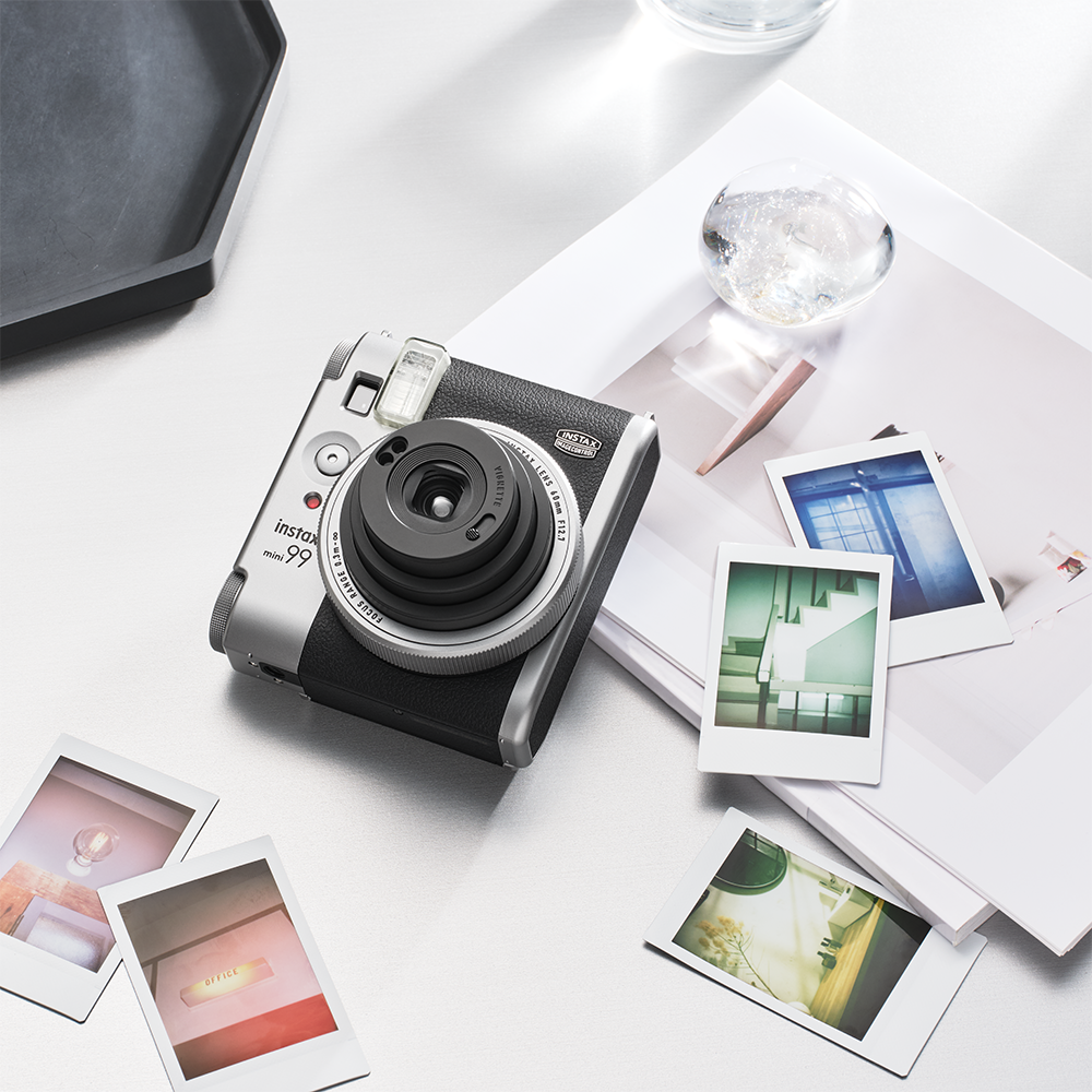 Cámara instax mini 99